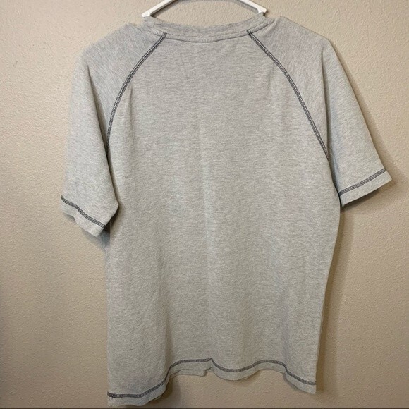 Vintage Tommy Hilfiger gray short sleeve crewneck t shirt men’s size medium - Picture 2 of 4